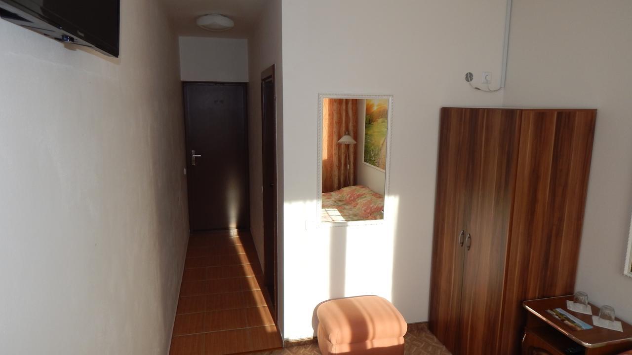 Prezident Hotell Dilove Exteriör bild