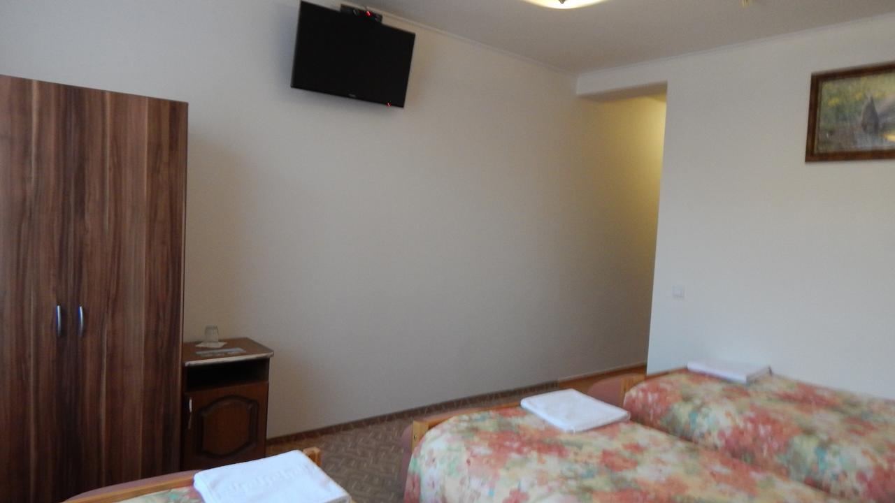 Prezident Hotell Dilove Exteriör bild